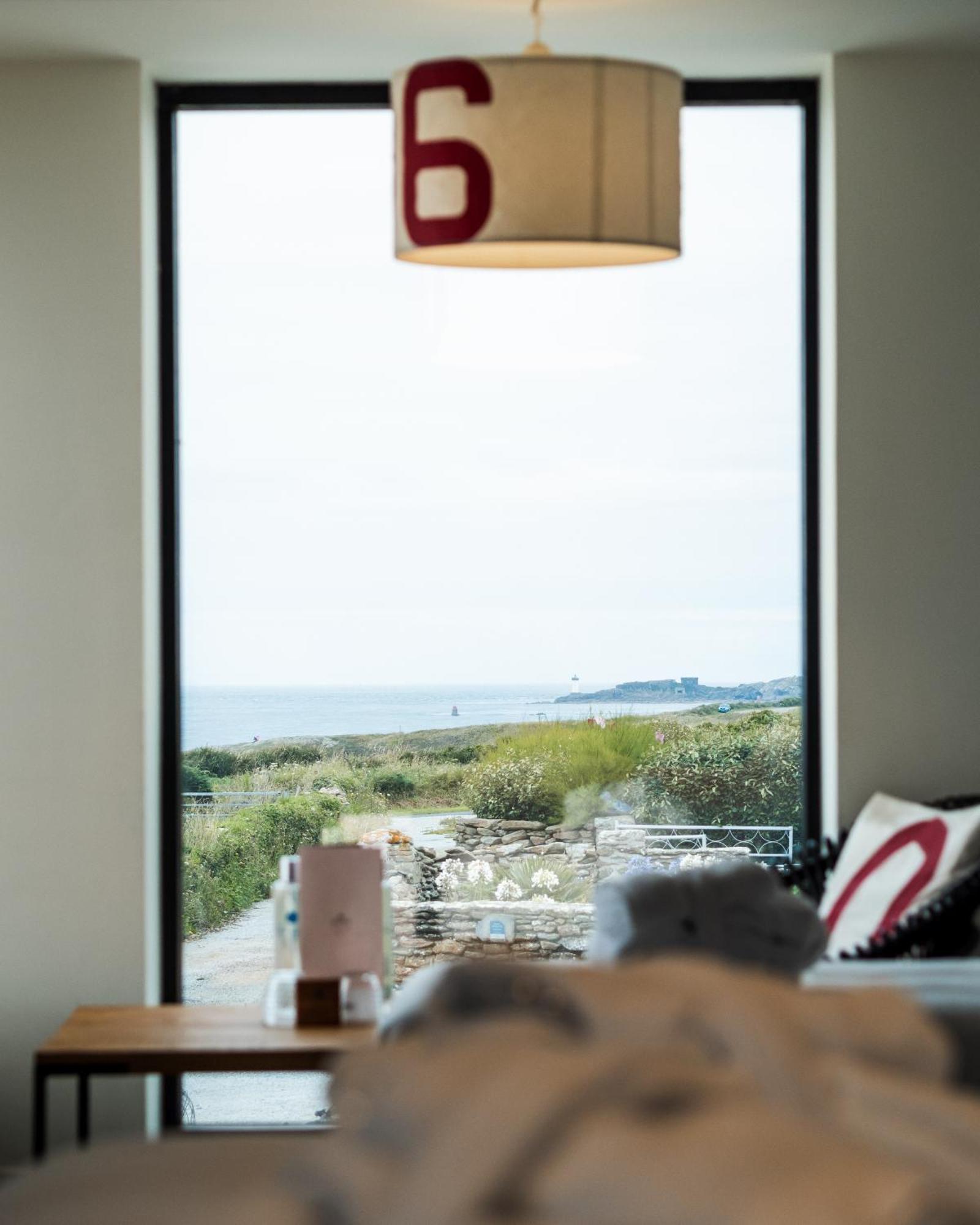 Hostellerie De La Pointe Saint-Mathieu - Spa & Restaurant プルゴンヴラン エクステリア 写真