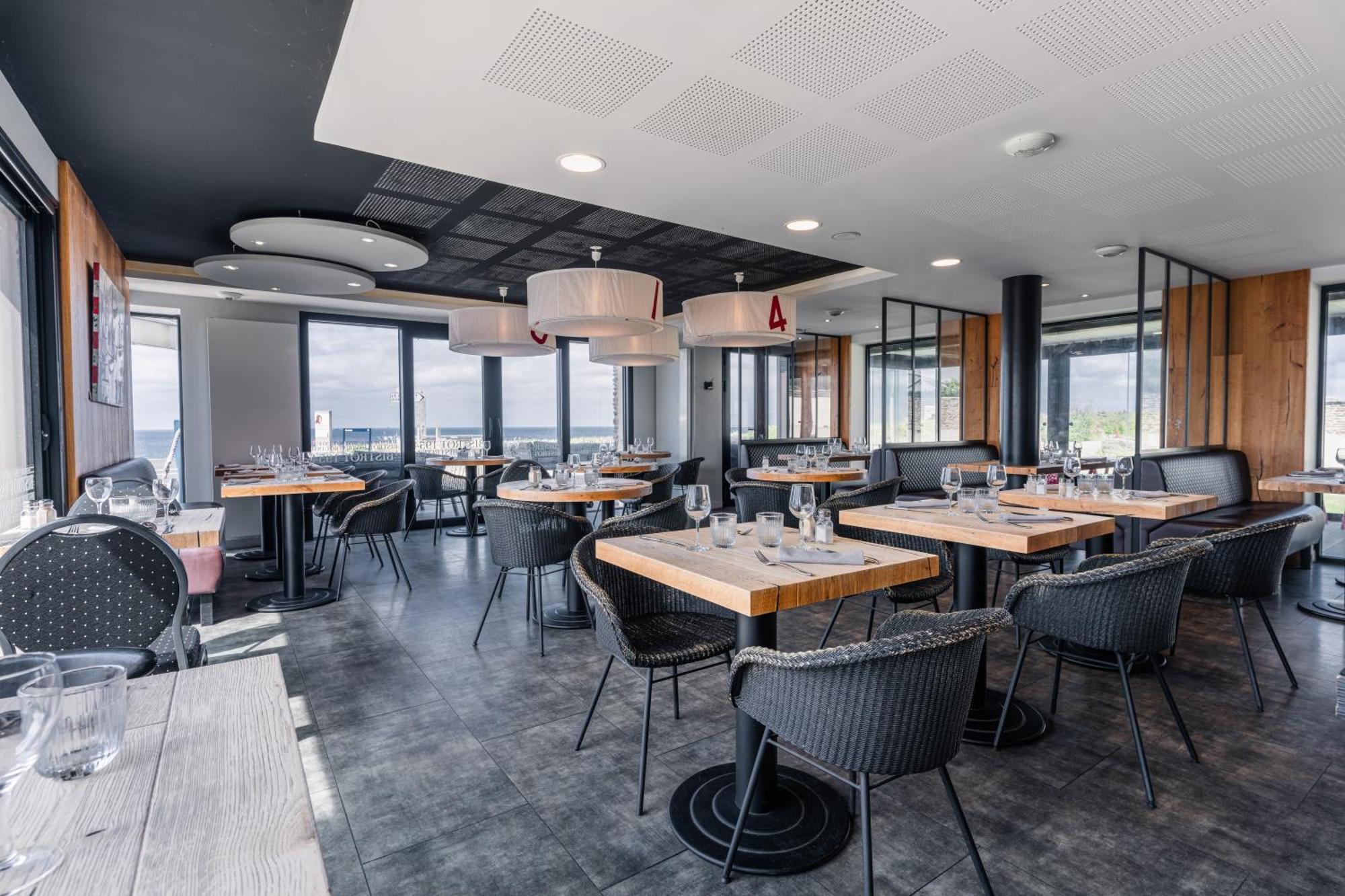 Hostellerie De La Pointe Saint-Mathieu - Spa & Restaurant プルゴンヴラン エクステリア 写真