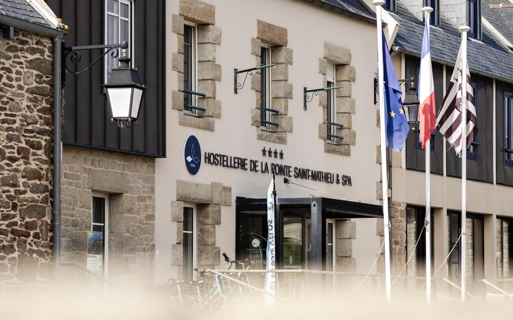 Hostellerie De La Pointe Saint-Mathieu - Spa & Restaurant プルゴンヴラン エクステリア 写真