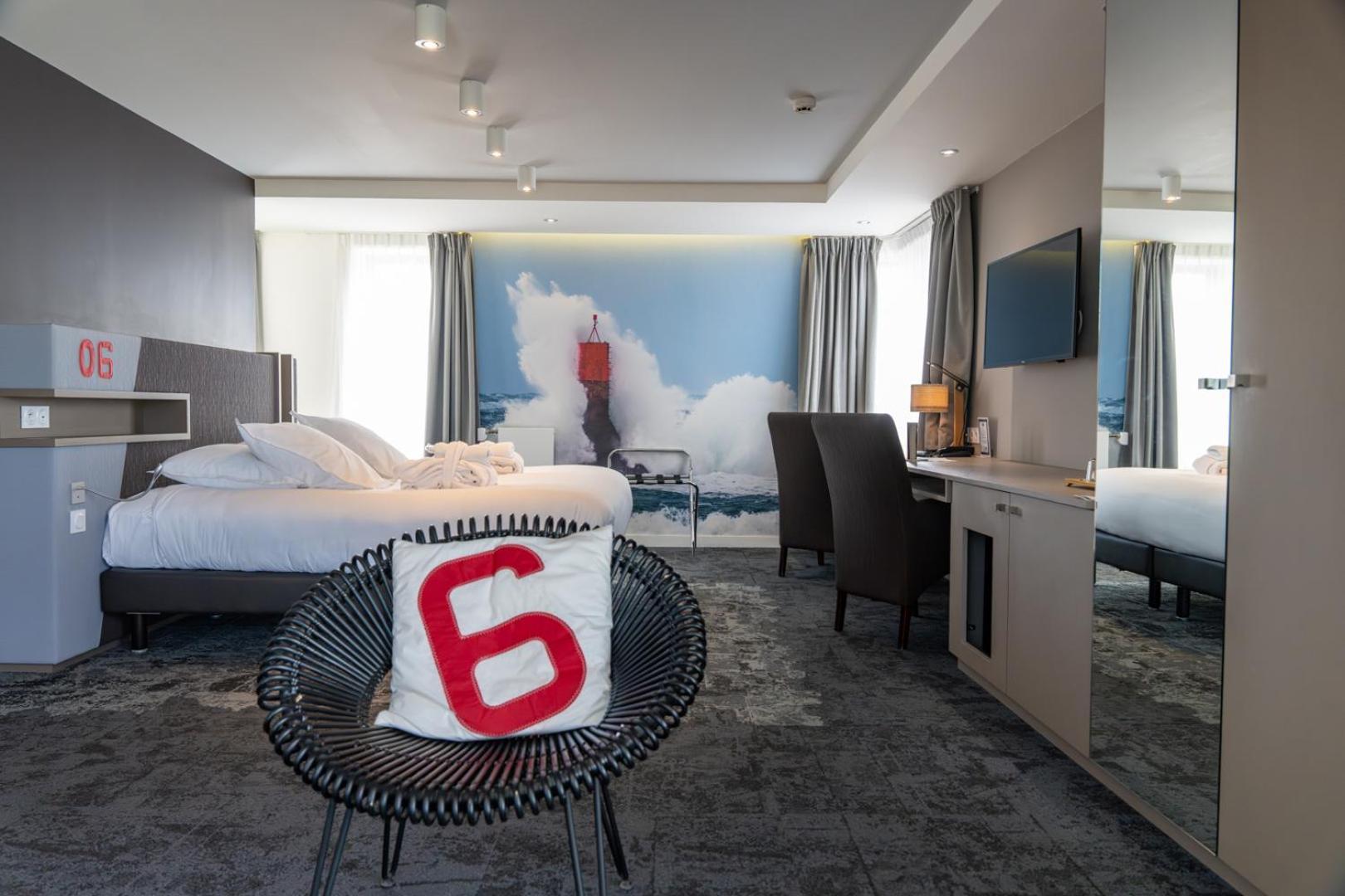 Hostellerie De La Pointe Saint-Mathieu - Spa & Restaurant プルゴンヴラン エクステリア 写真