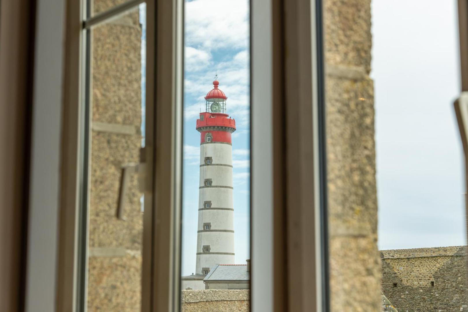 Hostellerie De La Pointe Saint-Mathieu - Spa & Restaurant プルゴンヴラン エクステリア 写真
